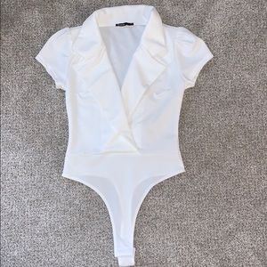 White collared short sleeve body suit